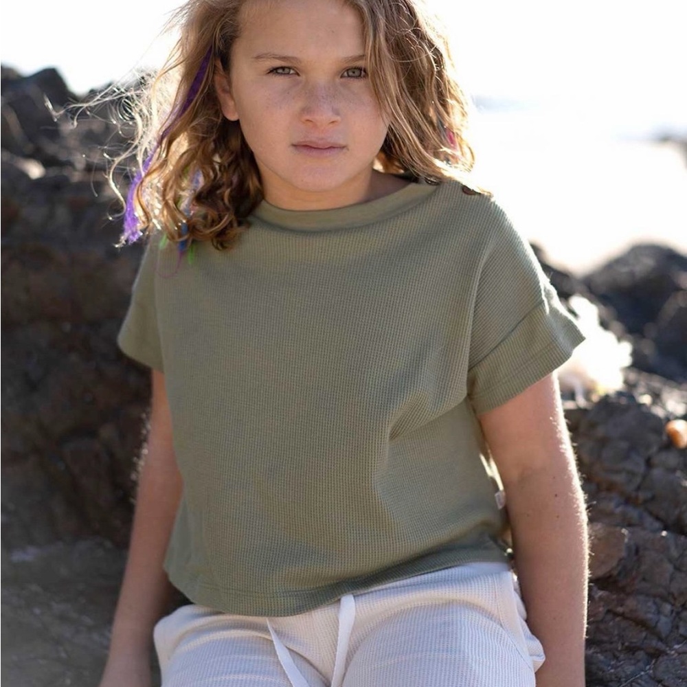 NUI Organics Kids Short Sleeve Waffle Tee with Shoulder Buttons Olive Green 4T